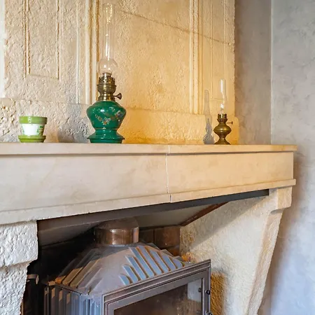 Holiday home La Maison Charentaise Saint-Simon-de-Pellouaille