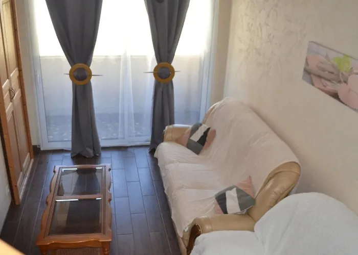 La Maison Charentaise Saint-Simon-de-Pellouaille