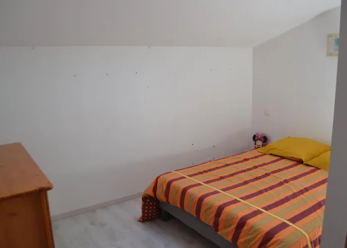 Сasa de vacaciones La Maison Charentaise Saint-Simon-de-Pellouaille